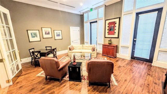 750 N TAMIAMI TRAIL 504, Sarasota, FL 34236