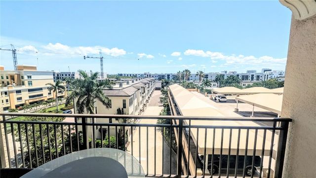 750 N TAMIAMI TRAIL 504, Sarasota, FL 34236