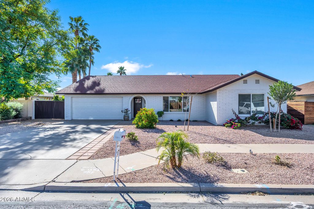 1707 W NIDO Avenue, Mesa, AZ 85202