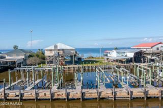 234 Beacon Lane, Cypremort Point, LA 70538