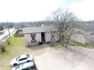 2712 Evergreen Circle, Bryan, TX 77801