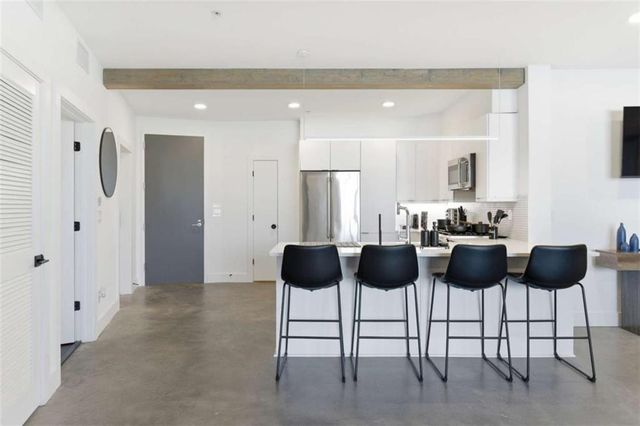 346 Peters SW Street 102, Atlanta, GA 30313