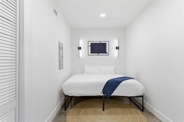 346 Peters SW Street 102, Atlanta, GA 30313