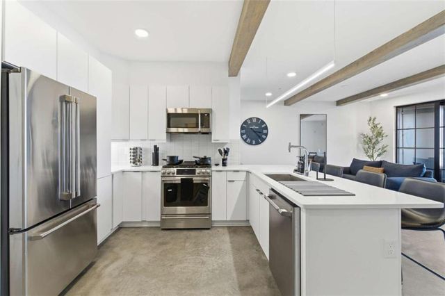 346 Peters SW Street 102, Atlanta, GA 30313