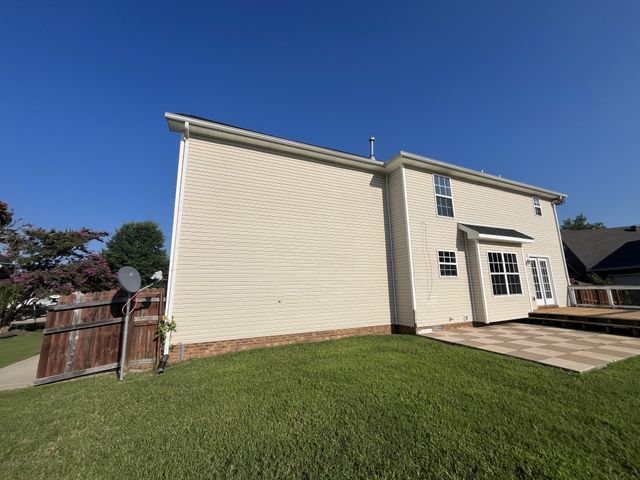1427 Ambleside Dr, Clarksville, TN 37040