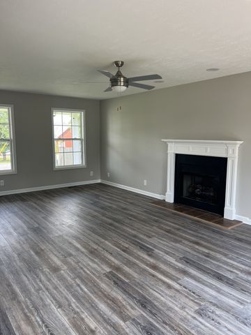 1427 Ambleside Dr, Clarksville, TN 37040