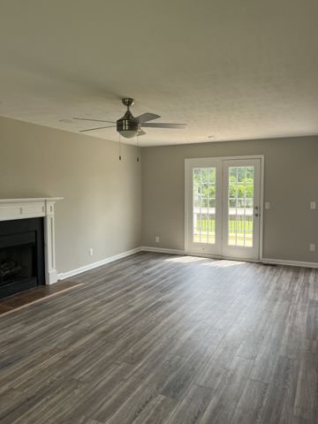 1427 Ambleside Dr, Clarksville, TN 37040