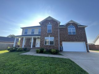 1427 Ambleside Dr, Clarksville, TN 37040