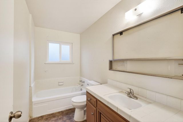 3205 N Parsons Ave, Merced, CA 95340