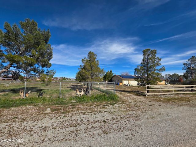 7241 W Avenue A2, Lancaster, CA 93536