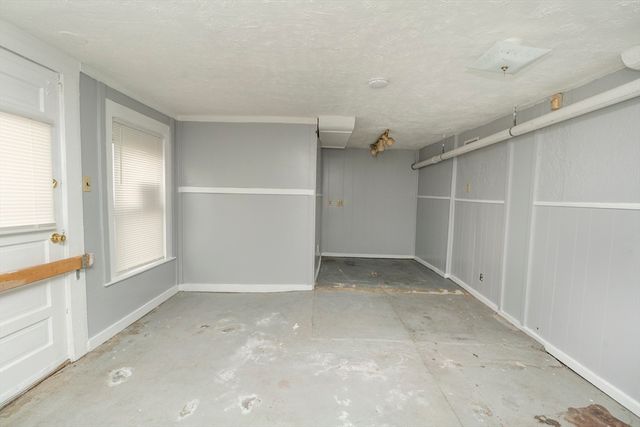 11 Urban St, Lynn, MA 01904