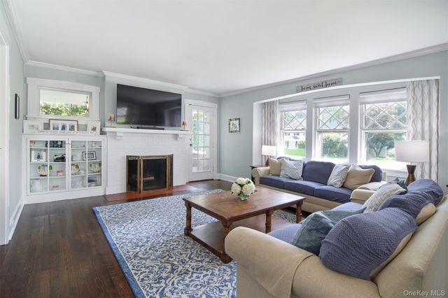 162 Ellison Avenue, Bronxville, NY 10708