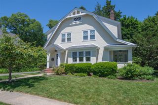 162 Ellison Avenue, Bronxville, NY 10708