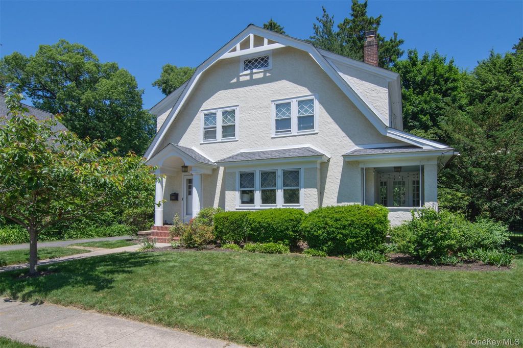 162 Ellison Avenue, Bronxville, NY 10708
