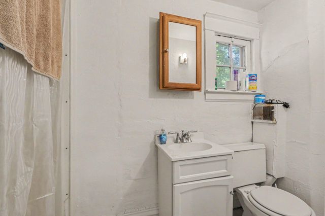 1152 Portage Street, Kalamazoo, MI 49001