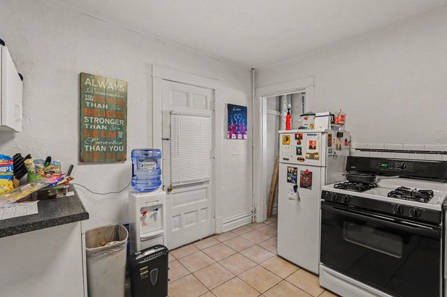 1152 Portage Street, Kalamazoo, MI 49001
