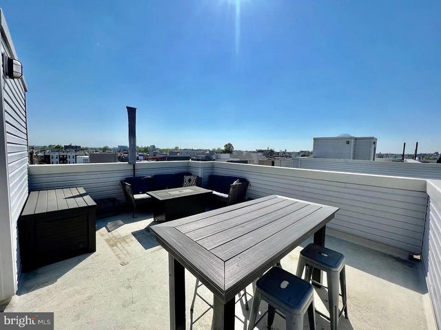 2002 E MOYAMENSING AVE, Philadelphia, PA 19148