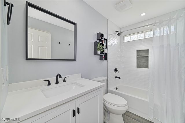 69 Burnt Pine DR, Naples, FL 34119