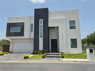 6711 N 11th Lane N, Mcallen, TX 78504