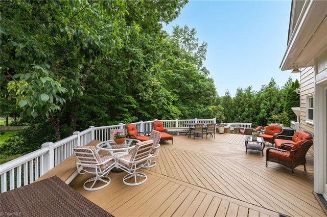 5202 Northforest Drive, Mcleansville, NC 27301