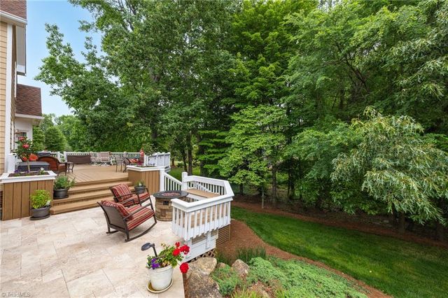5202 Northforest Drive, Mcleansville, NC 27301