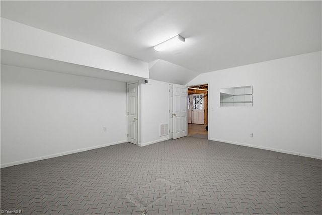 5202 Northforest Drive, Mcleansville, NC 27301