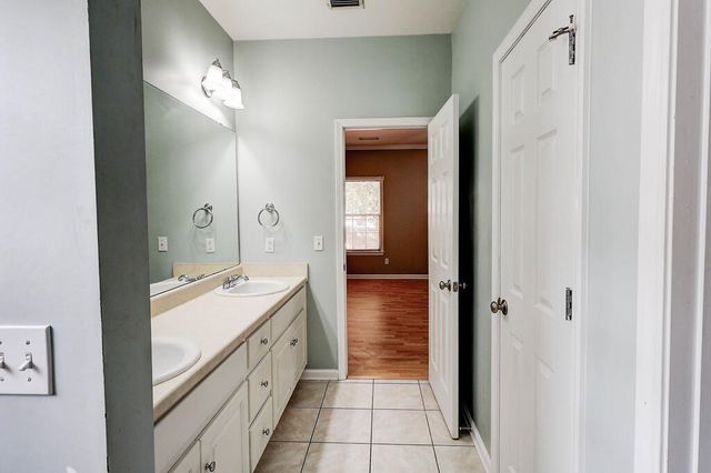 715 Frankfort Drive, Dothan, AL 36305
