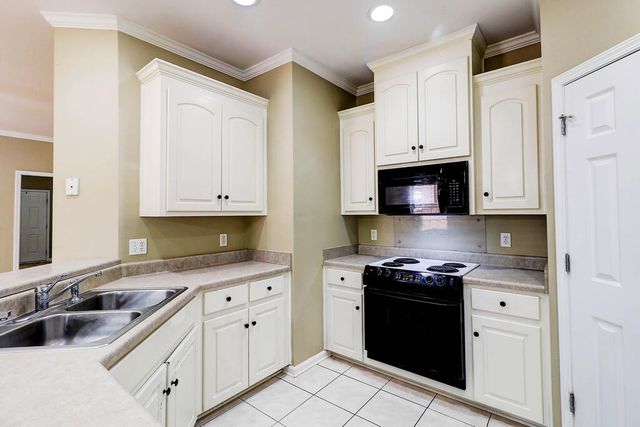 715 Frankfort Drive, Dothan, AL 36305