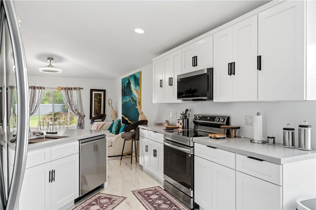 845 Greenleaf Circle, Vero Beach, FL 32960