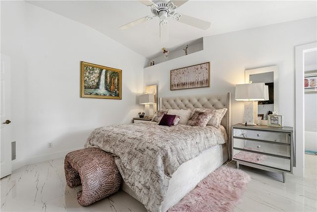 845 Greenleaf Circle, Vero Beach, FL 32960