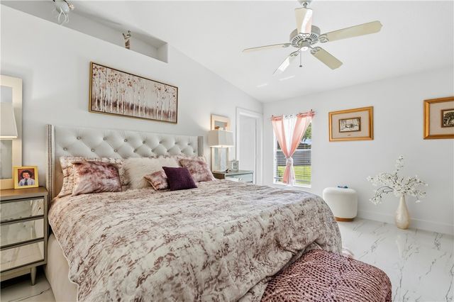 845 Greenleaf Circle, Vero Beach, FL 32960