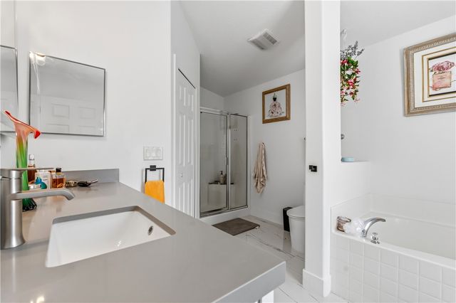845 Greenleaf Circle, Vero Beach, FL 32960