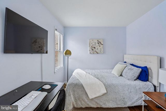1179 N VERNON ST, Arlington, VA 22201