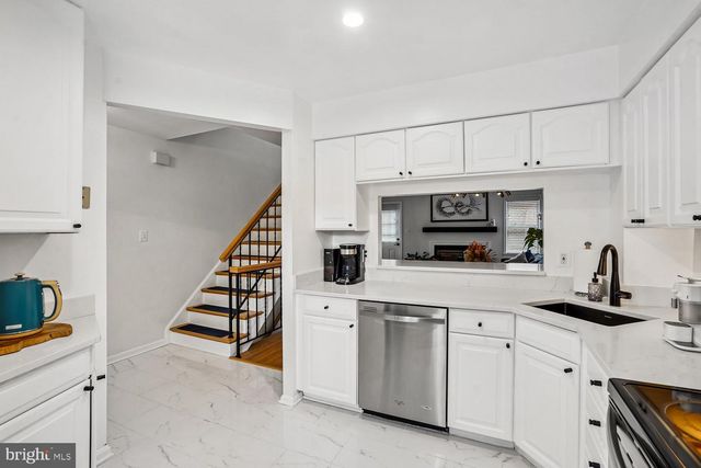 1179 N VERNON ST, Arlington, VA 22201