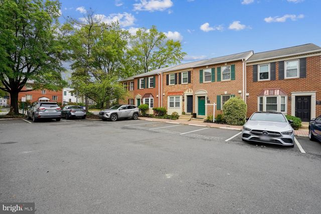 1179 N VERNON ST, Arlington, VA 22201