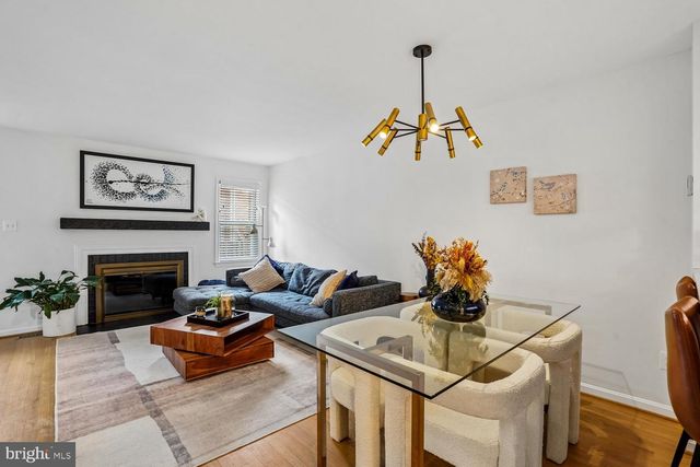 1179 N VERNON ST, Arlington, VA 22201