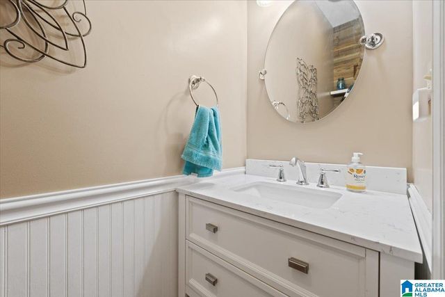 909 CAMELLIA ROAD, Oneonta, AL 35121
