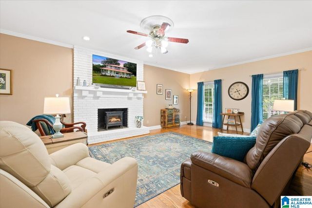 909 CAMELLIA ROAD, Oneonta, AL 35121