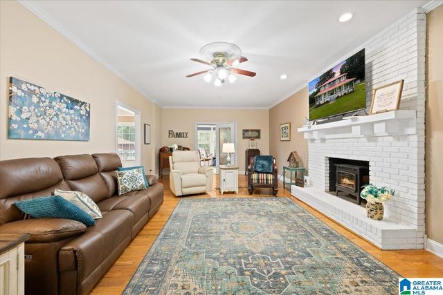 909 CAMELLIA ROAD, Oneonta, AL 35121