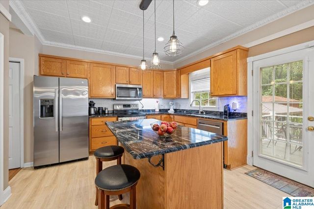 909 CAMELLIA ROAD, Oneonta, AL 35121