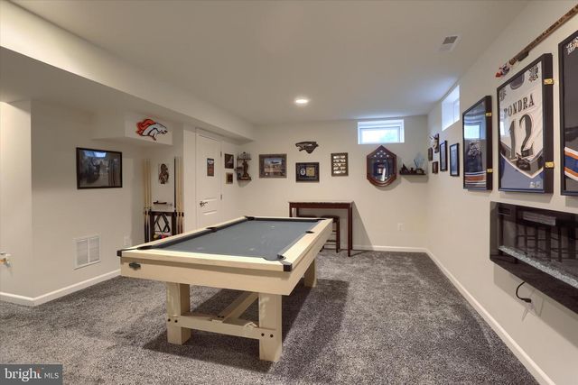 542 SANDPIPER LN, New Cumberland, PA 17070
