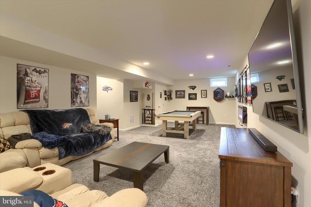 542 SANDPIPER LN, New Cumberland, PA 17070