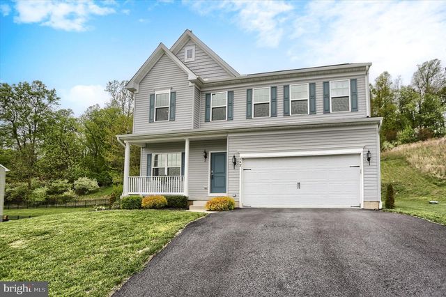 542 SANDPIPER LN, New Cumberland, PA 17070