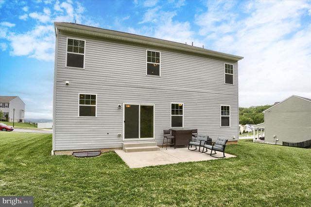 542 SANDPIPER LN, New Cumberland, PA 17070