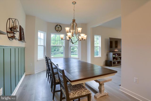 542 SANDPIPER LN, New Cumberland, PA 17070