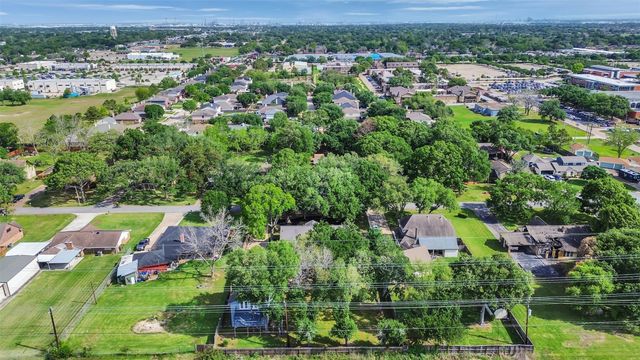 7814 Knob Hill Avenue, Pasadena, TX 77505