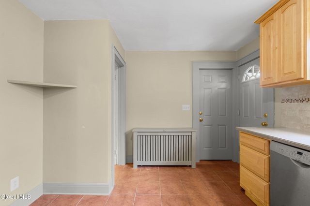 28 Center View Drive, Troy, NY 12180
