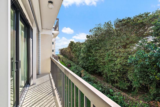 70 Celestial Way 208, Juno Beach, FL 33408