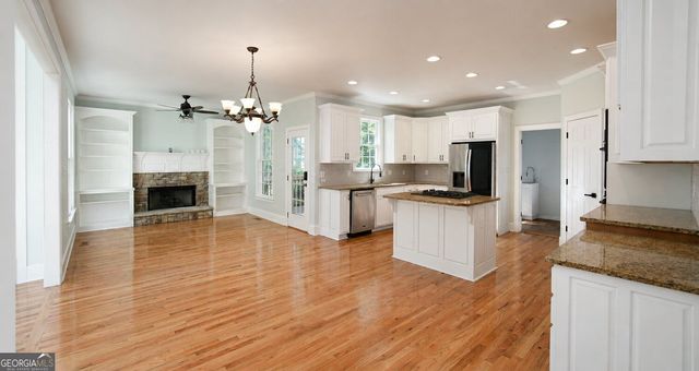 2649 Hidden Falls Drive, Buford, GA 30519