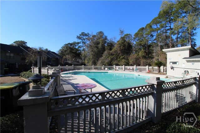 17 Hidden Lake Court, Savannah, GA 31419